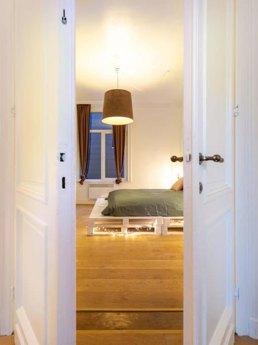 Pink Fairytale-Like Apartment Anversa Esterno foto
